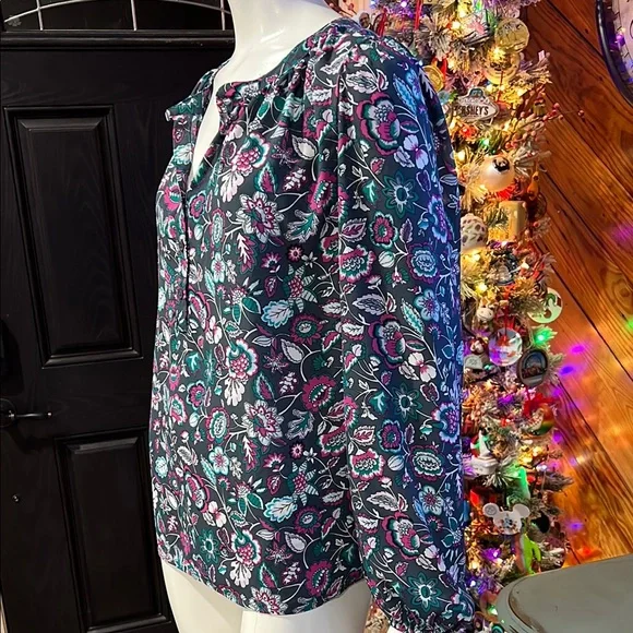 LOFT Gray and Pink Buttoned Long Sleeve Blouse Large #DD - Picture 5 of 7